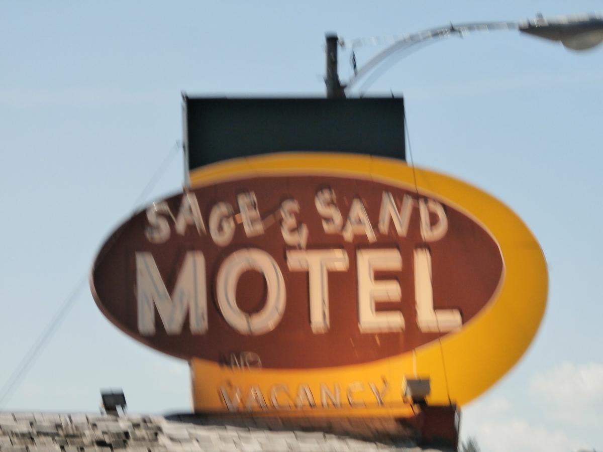 The Sage Motel Saratoga Exterior photo