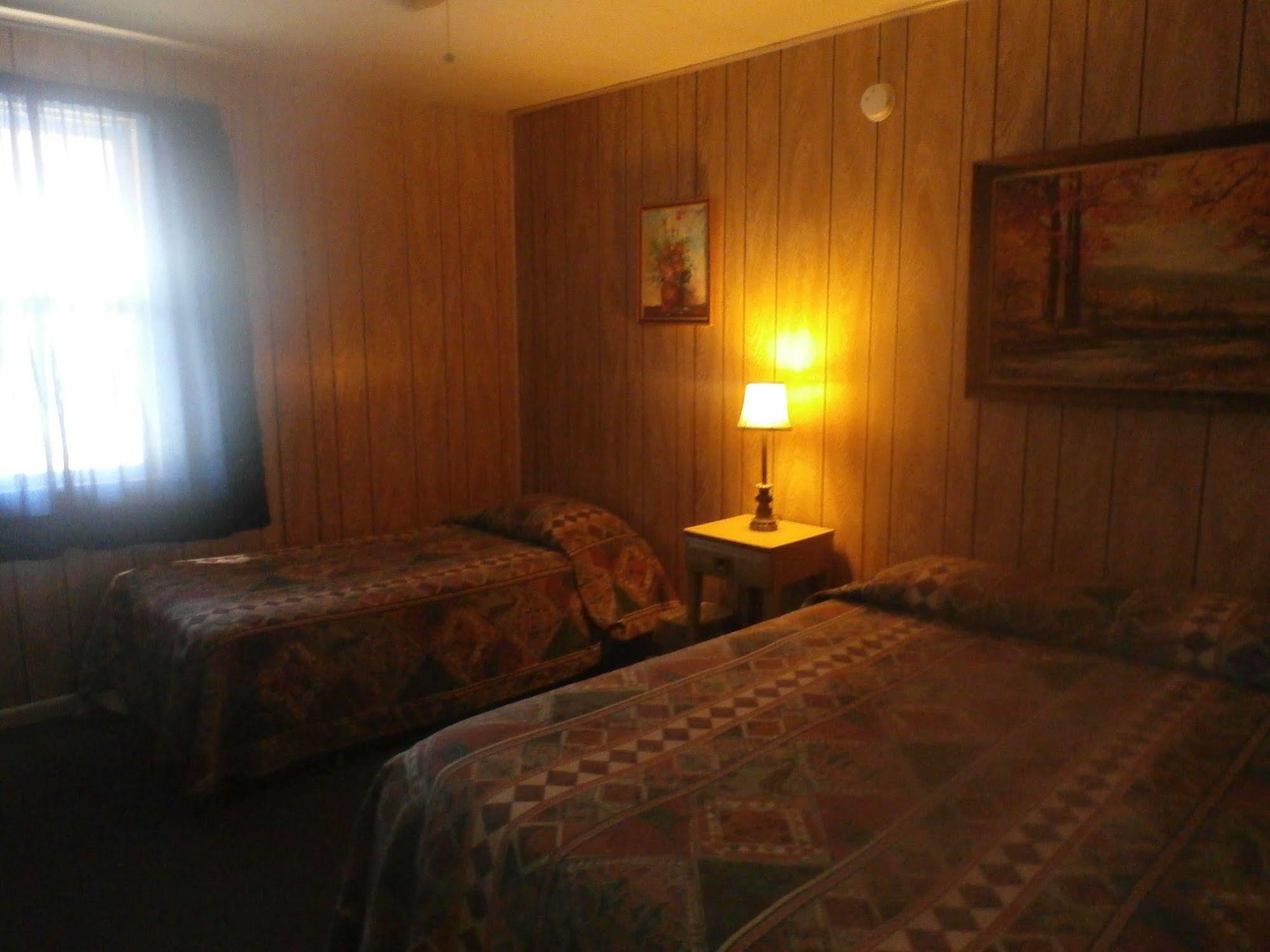 The Sage Motel Saratoga Exterior photo